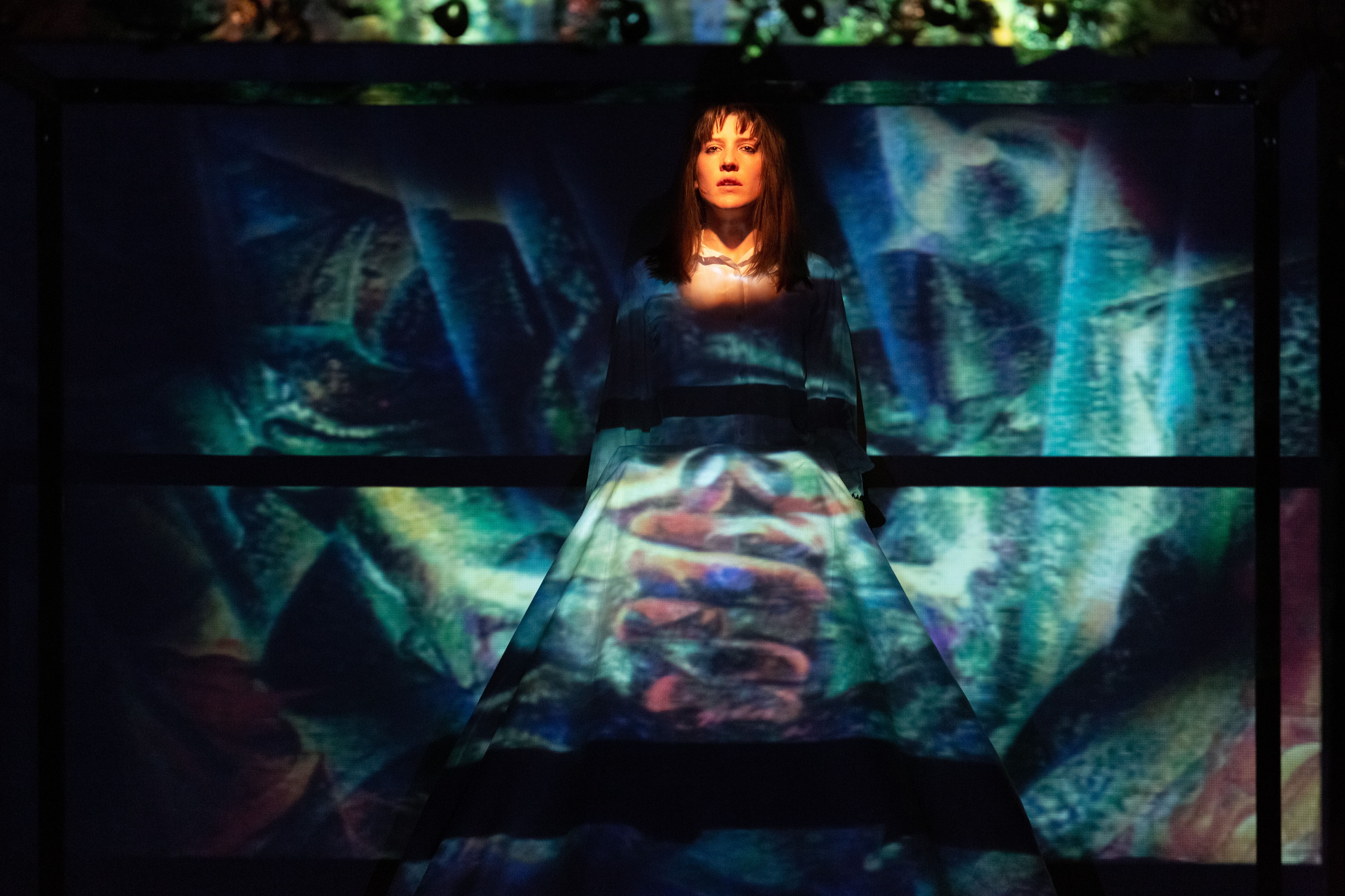 "Pout Pourri - Fisicofollia a partire da Marinetti"- regia di Serena Facchini, Ermanno Nardi, Francesco Angelo Ogliari - foto di scena - 2009)